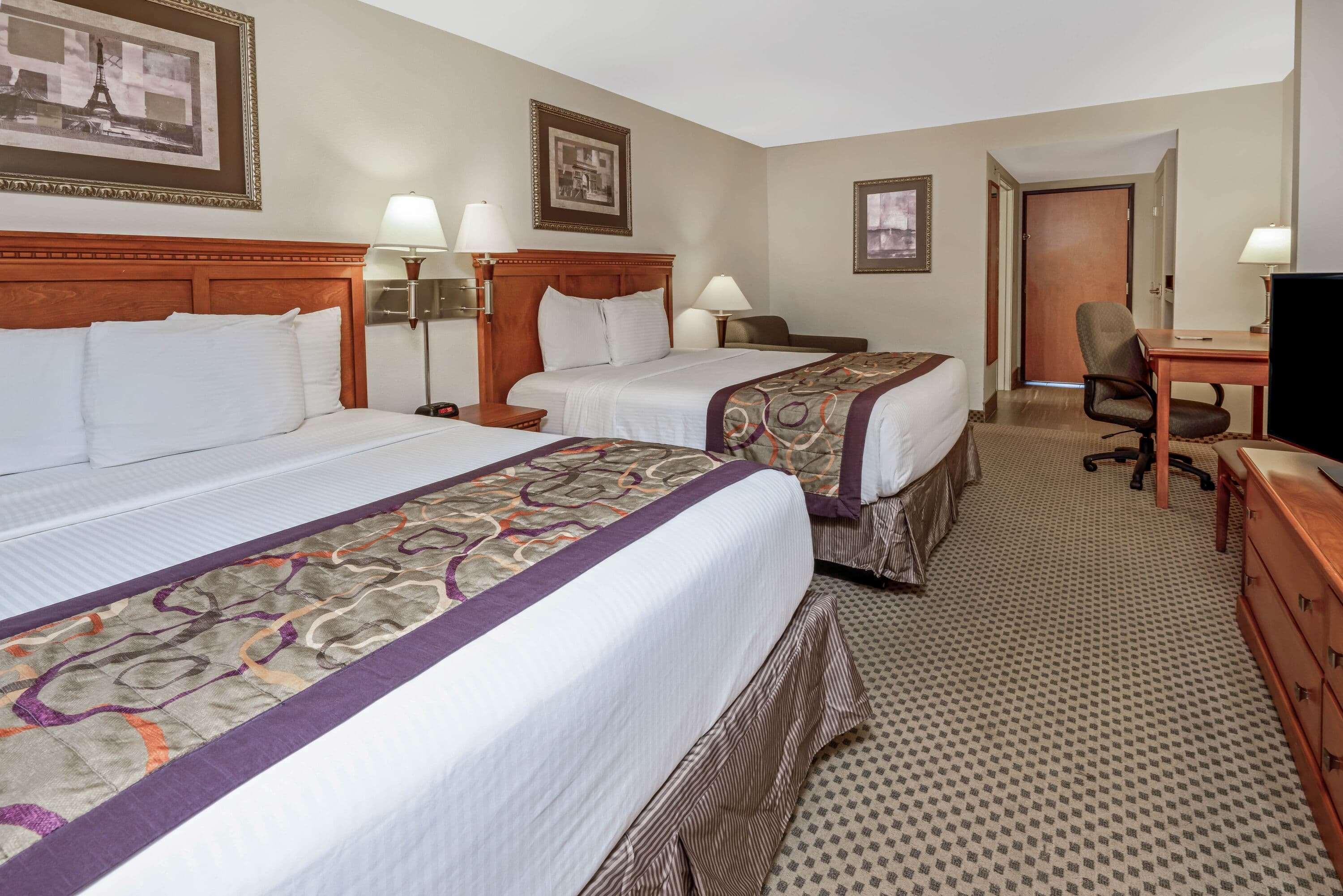 La Quinta By Wyndham Kennewick Hotel Exterior photo